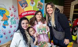 Minik okurlar Gizem öğretmenin imza gününde buluştu