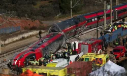 İspanya’da raylar kan gölüne döndü: 39 can kaybıyla gelen demiryolu cehennemi