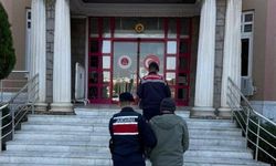 Dolandırıcılık suçundan aranıyordu, Didim'de yakalandı