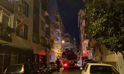 Efeler'de yoğun duman ekipleri harekete geçirdi