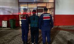 Efeler’de jandarma operasyonu: 15 yıl cezası bulunan firari yakalandı