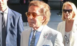 Moda dünyasında devir kapandı: İmparator Valentino Garavani hayata gözlerini yumdu