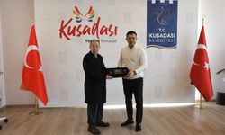 UNESCO'dan ödül alan körüklü çizme ustası Başkan Günel'i ziyaret etti