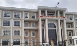 Cumhurbaşkanı Erdoğan'ın açılışını yapacağı kaymakamlık binası su altında kaldı