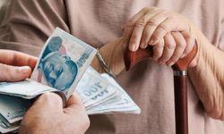 Emekliler dikkat: Hesaplara yatırıldı