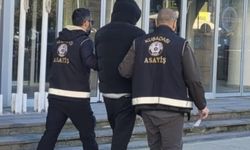 Kasten öldürme suçundan arananıyordu, Kuşadası'nda yakalandı