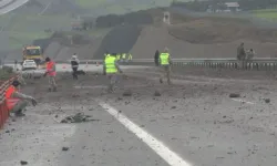 Balıkesir’de F-16 uçağının düştüğü bölgede çalışmalar sabahın ilk ışıklarıyla devam ediyor