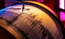 İzmir güne korkutan depremle başladı