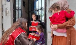 Başkan Yetişkin'den çocuklara bayram hediyesi