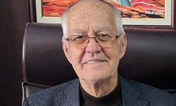 Kuşadası'nda eski başkana silahlı saldırı