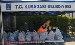 Kuşadası Belediyesi Beslenme Çantası Projesi Kararlılıkla Sürüyor