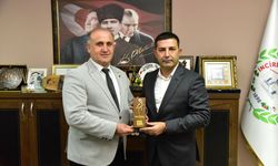 Günel ve Kaya arasında devecilik tartışması