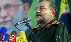 İran Devrim Muhafızları'nın üst düzey komutanı öldürüldü