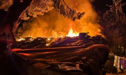 Sultanhisar’da alevler evi sardı, aile son anda kurtuldu