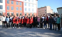 Katar'da mahsur kalan Türk sporcular memleketine döndü