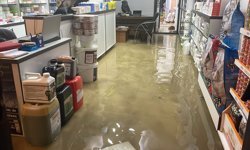 Çine'de sağanak etkili oldu, yollar göle döndü