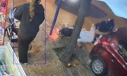 Motosiklet sürücüsünün ölümden döndüğü kaza kamerada