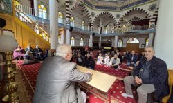 Efeler’de hacı adaylarına eğitim semineri verildi