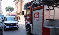 Çatıda kablo yaktı ekipler harekete geçti