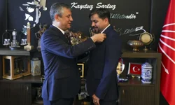 İYİ Parti'den CHP'ye geçti