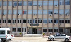 Köşk’te okula bıçakla gelen öğrenciye ev hapsi