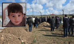 Van’da köpeklerin saldırdığı 5 yaşındaki çocuk hayatını kaybetti