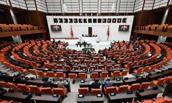 Yeter sayısı bulunamadığı için Meclis kapandı