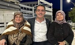 Koçarlı Belediyesinden vatandaşlara doğum günü sürprizi