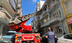 Dar merdivenden indirilemeyen hastanın imdadına itfaiye ekipleri yetişti