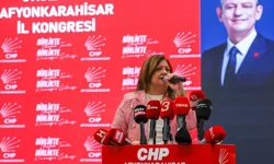 Burcu Köksal CHP'den istifa etti