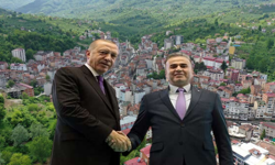 Görülmemiş teşvik! 10 çocuk yapana araba, 8 çocuk yapana belediyede iş