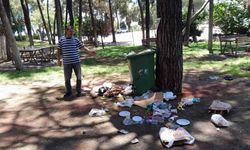Aydın'daki park bir gecede çöplüğe döndü
