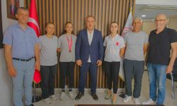 Türkiye üçüncüsü bisikletçi Hena Aydın'a döndü