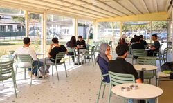 Yurt Kafe ve Işıklı Parkı öğrencilerin yeni buluşma noktası oldu
