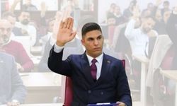Efeler Belediye Meclis Üyesi Sidar Kaya CHP’den istifa etti!
