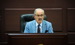 Yılmaz Büyükerşen, CHP’den istifa etti