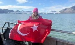 Kuzey Kutbu'nda yüzen ilk Türk!