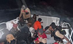 İzmir'de 51 düzensiz göçmen yakalandı, 2 şüpheli gözaltına alındı