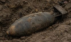 Almanya’da Elbe Nehri’nde 250 kiloluk savaş bombası bulundu