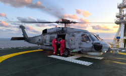 Fatih sondaj gemisinde iş kazası geçiren bir personel helikopterle hastaneye sevk edildi
