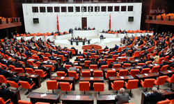 Turhan Çömez hakkında başlatılan soruşturma "kürsü dokunulmazlığı" tartışmasına neden oldu