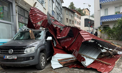 Artvin’de sağanak ve fırtına etkili oldu