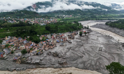 Nepal ve Tibet’teki sel felaketinde can kaybı 750’ye yükseldi
