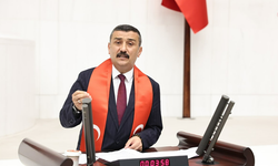İYİ Partili Türkoğlu şehit isimlerini okumaya başladı, Genel Kurul'a ara verildi