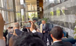 AK Parti'nin "çerçeve yasa"ya ilişkin kapalı grup toplantısı sona erdi