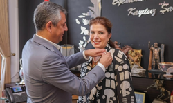 Suikast sonucu öldürülen bakanın eşi YENİ Parti'ye katıldı