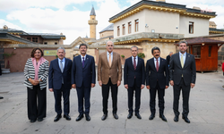 TBMM Başkanı Kurtulmuş, Hacı Bektaş-ı Veli’nin türbesini ziyaret etti