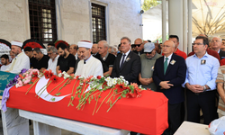 Gazeteci Şükran Soner son yolculuğuna uğurlandı