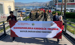 İzmir’de 19 Eylül Gaziler Günü’ne özel yürüyüş