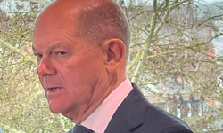 Eski Almanya Başbakanı Olaf Scholz: “Barışın yolu, medeniyetlerin birbirleriyle mücadelesinden geçmez"